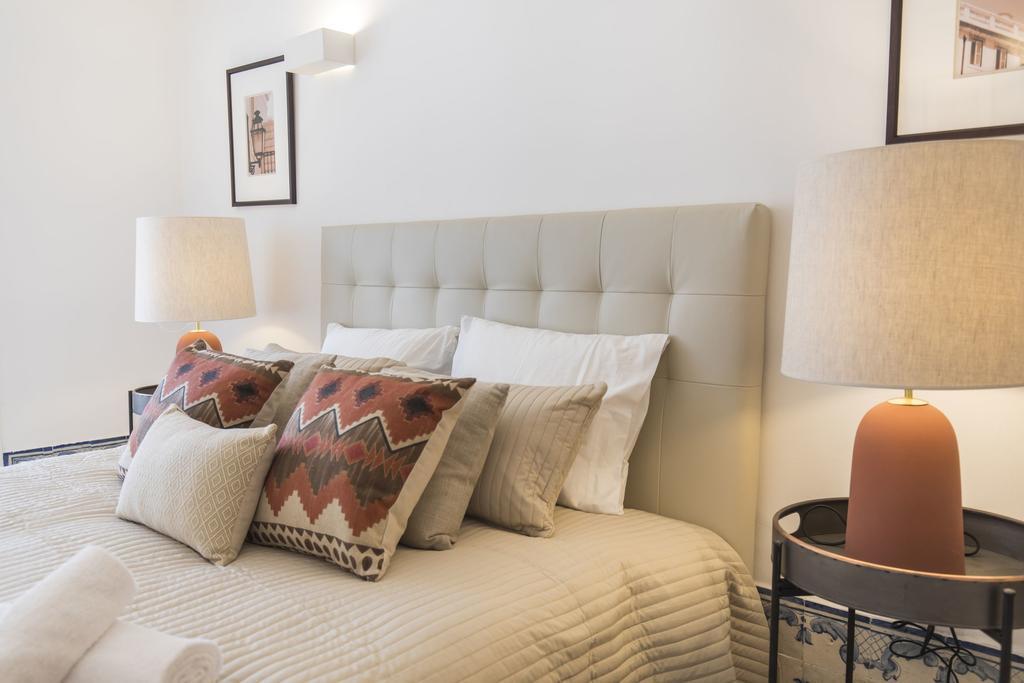 Lovelystay - Downtown Magnificent Flat Lisboa Eksteriør billede